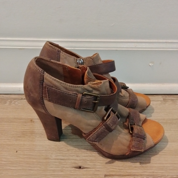 Naya 3.5" heels - Picture 2 of 4